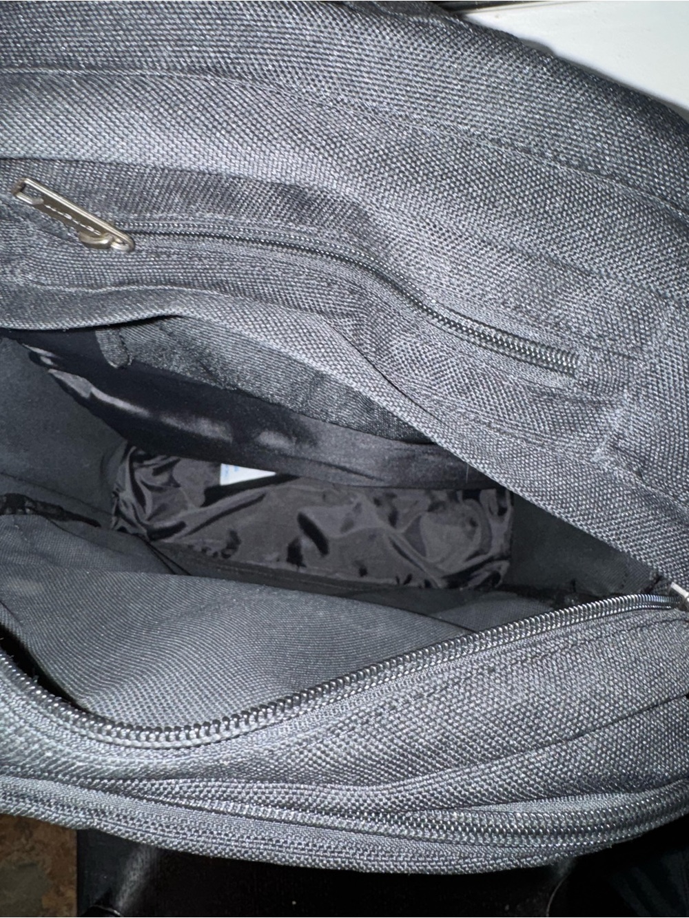 Carhartt Black Utility Backpack with Logo Patch - Picture 8 of 15